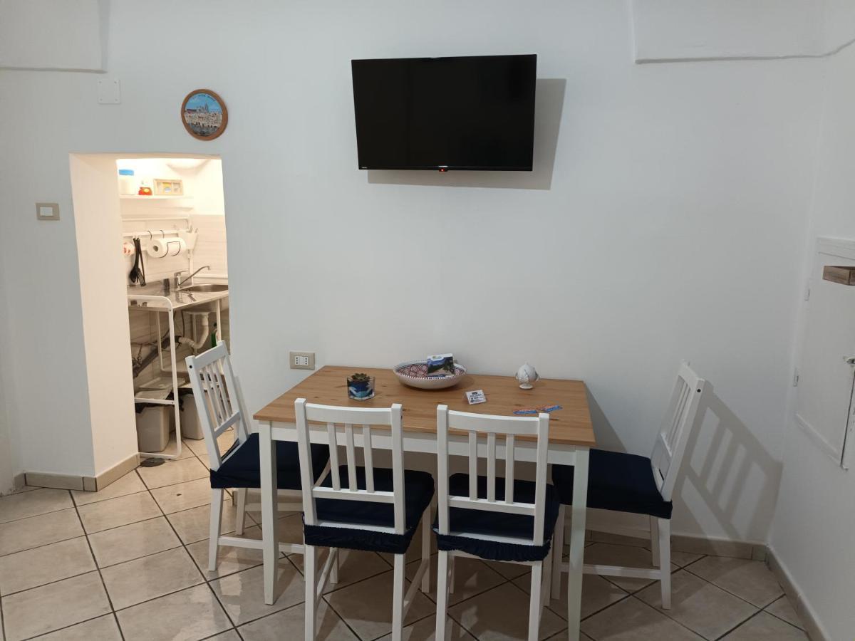 Vico Trieste Ostuni Eksteriør bilde